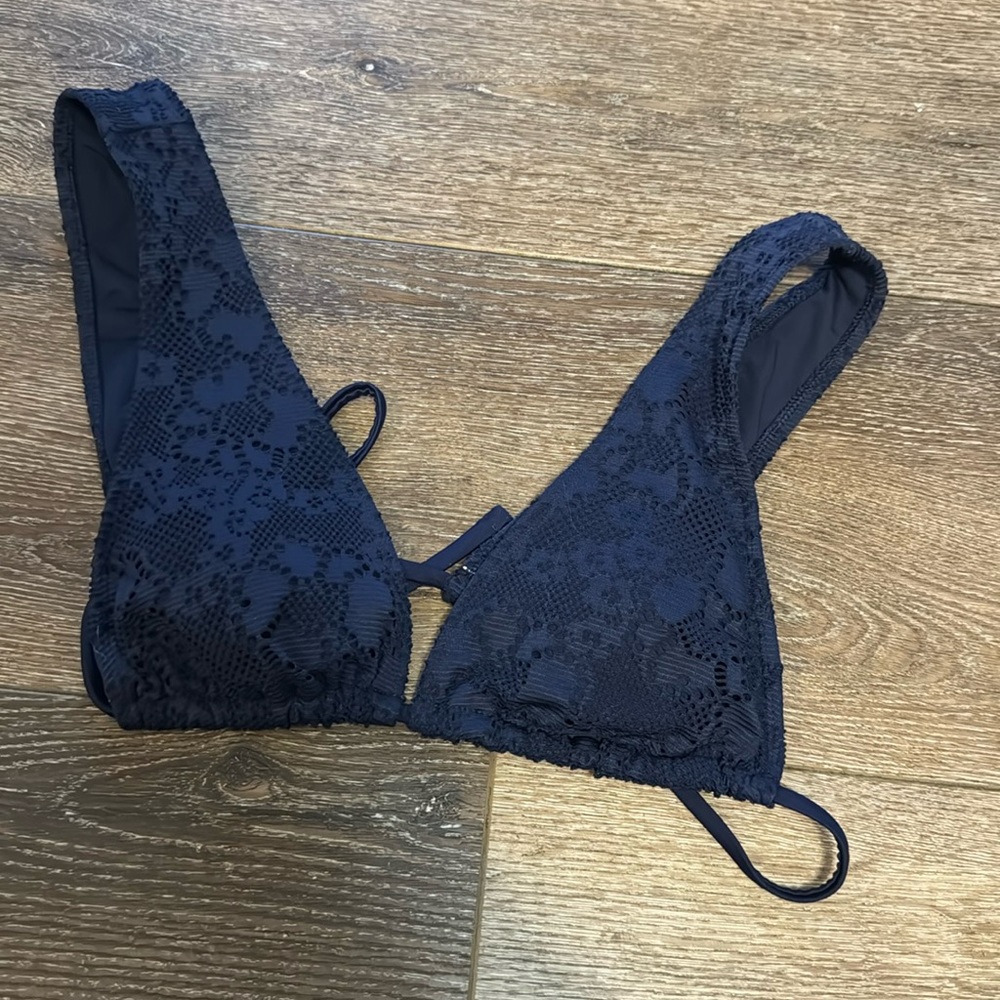 Aerie navy bikini‎ top medium